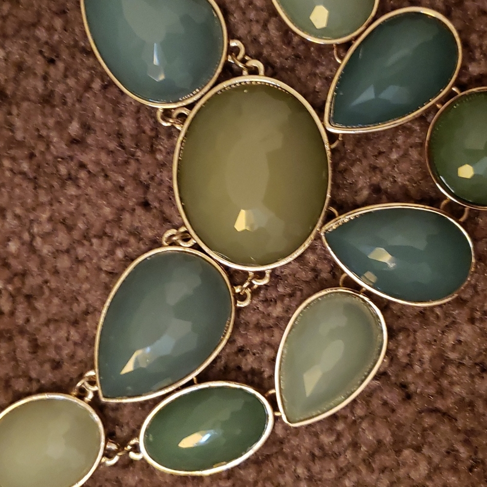 Necklace - Picture 2 of 4